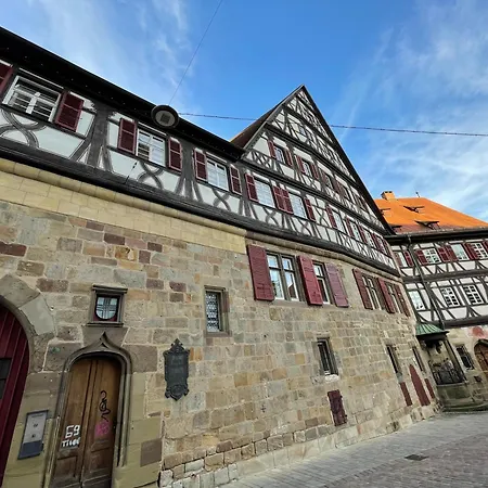 Secondhome Stuttgart - Sehr Schoene Und Moderne Nahe Dem Historischen Stadtkern Von Esslingen An