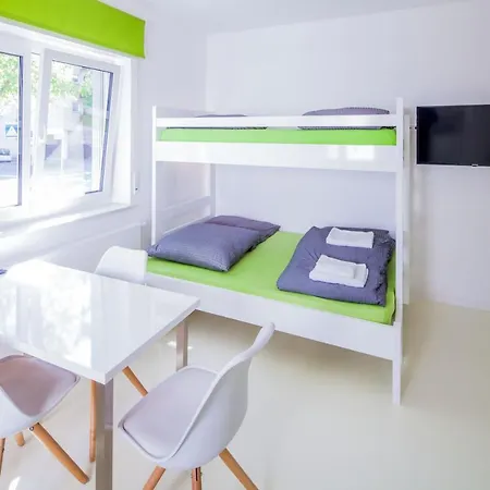 Secondhome Stuttgart - Sehr Schoene Und Moderne Nahe Dem Historischen Stadtkern Von Esslingen An * Esslingen am Neckar