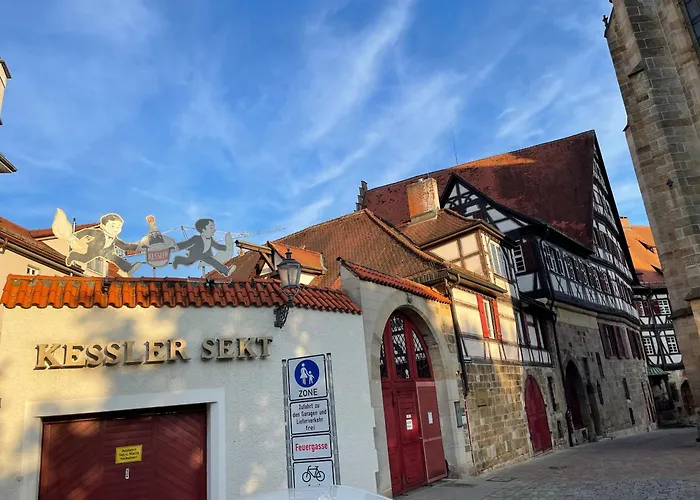 Secondhome Stuttgart - Sehr Schoene Und Moderne Nahe Dem Historischen Stadtkern Von Esslingen An Apartamento *