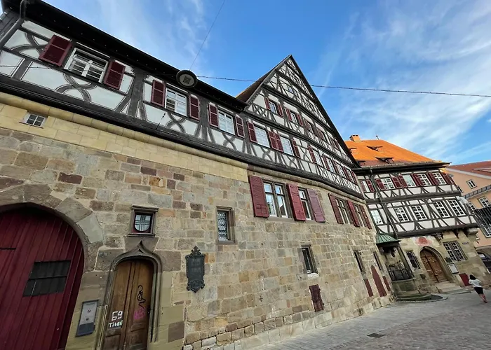 Secondhome Stuttgart - Sehr Schoene Und Moderne Nahe Dem Historischen Stadtkern Von Esslingen An