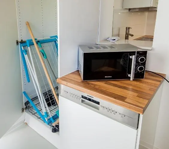 Apartamento Secondhome Stuttgart - Sehr Schoene Und Moderne Nahe Dem Historischen Stadtkern Von Esslingen An *