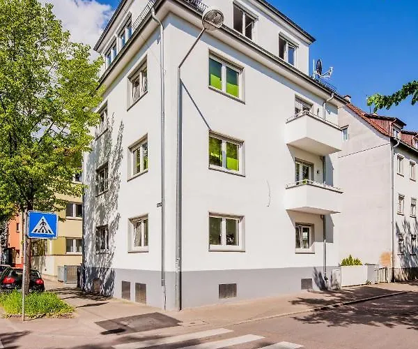Secondhome Stuttgart - Sehr Schoene Und Moderne Nahe Dem Historischen Stadtkern Von Esslingen An *
